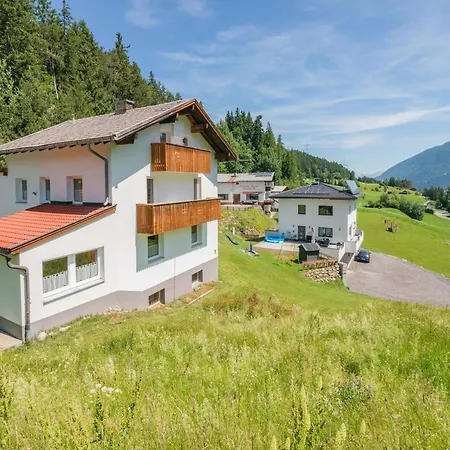 In Tyrol Near Resort, Cleaning Included בית נופש